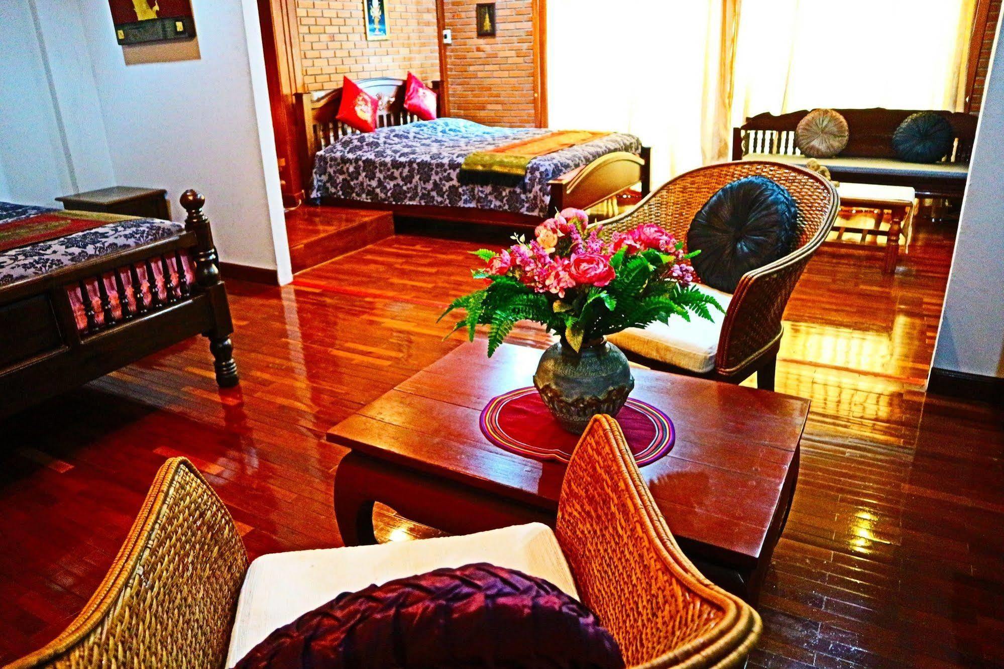 Mirrisa Nimman Hotel Chiang Mai Ngoại thất bức ảnh